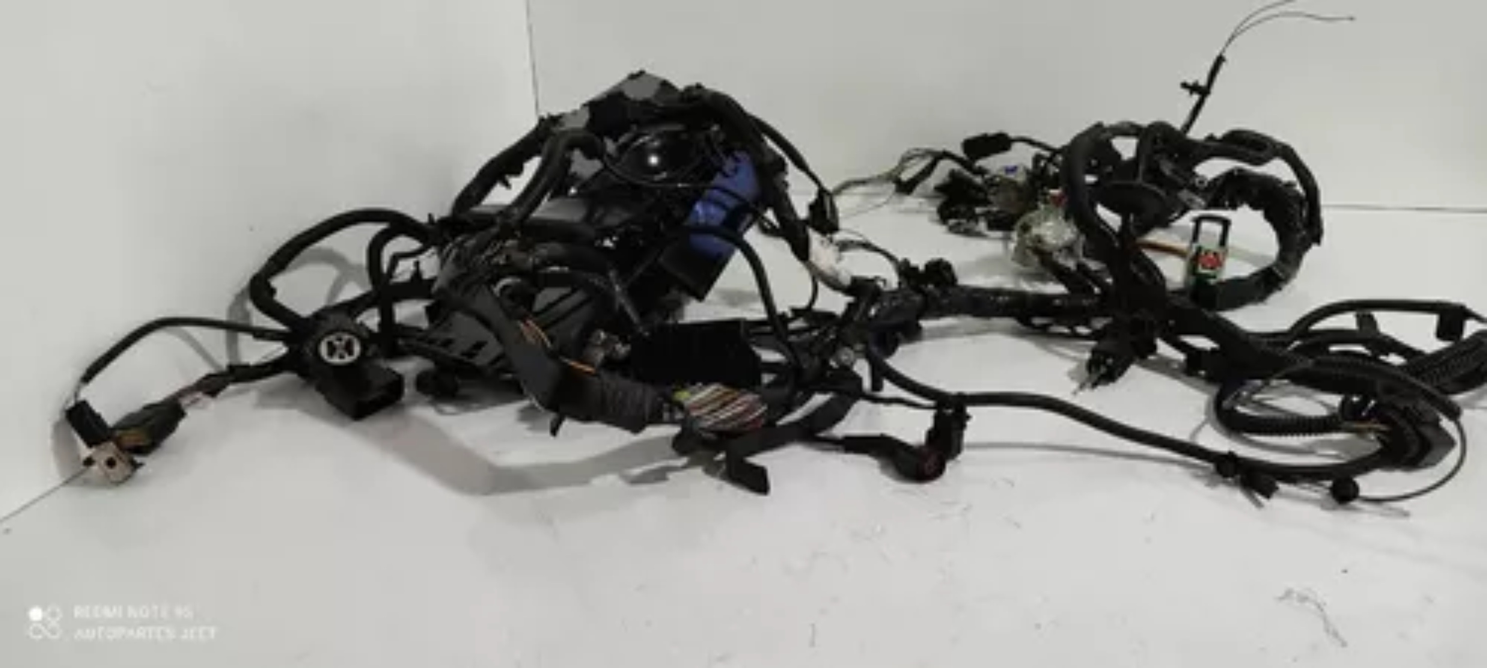 ARNÉS DE MOTOR - Imagen 2